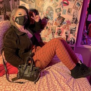 Meet your Posher, Savanna